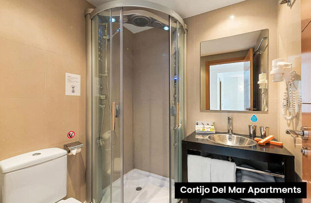3 star hotel or apartment image