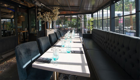3 course hen meal image