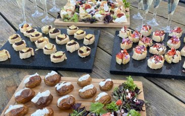 mobile bottomless brunch image