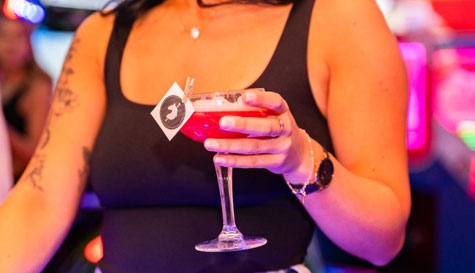 karaoke, bottomless drinks and sharer boards image