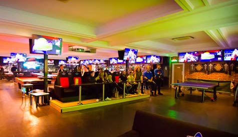 sports bar image