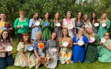 mobile ceramic painting workshop image