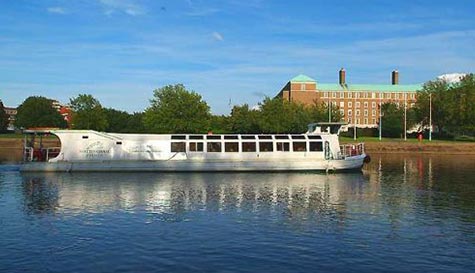 river disco cruise image