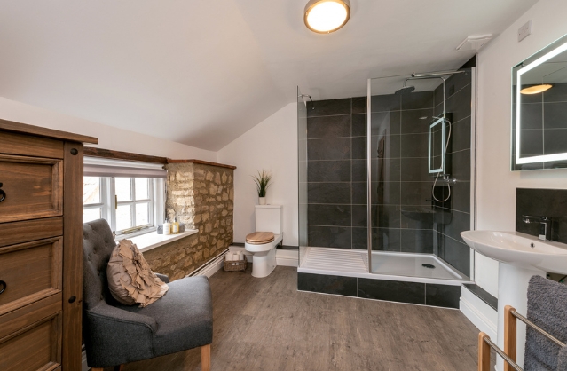 Thurlbear Cottage and Barn