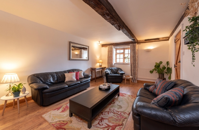 Thurlbear Cottage and Barn