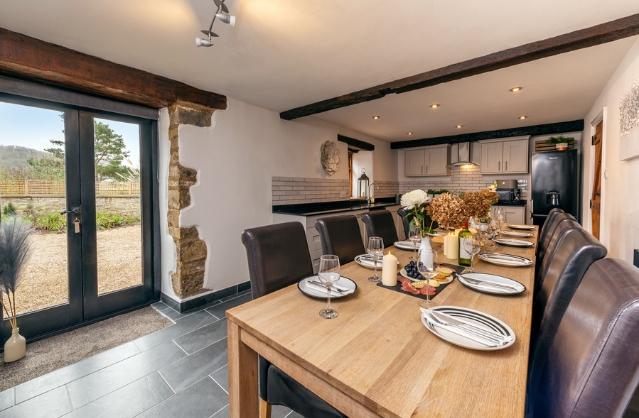 Thurlbear Cottage and Barn