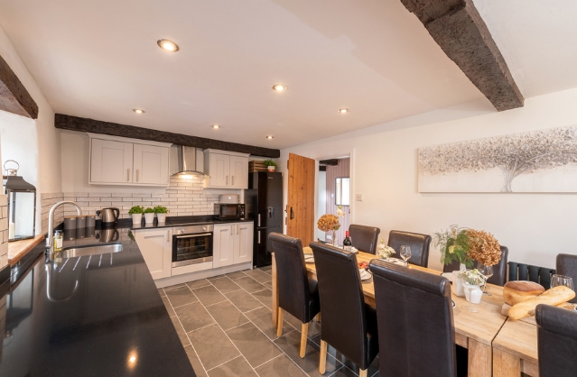 Thurlbear Cottage and Barn