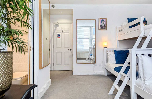 regency hideout image