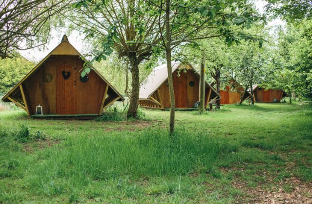 kingly glamping image