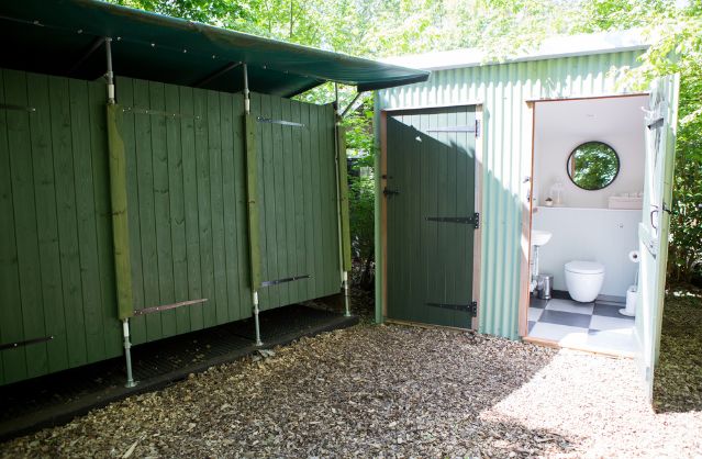 kingly glamping image