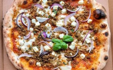 pizza making (diy) image