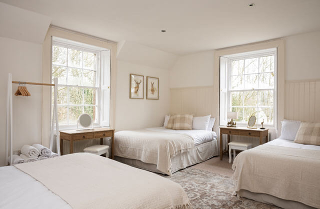 Bath accommodation