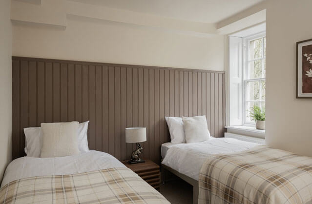 Bath accommodation