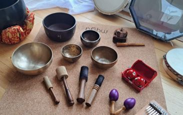 sound bath meditation image