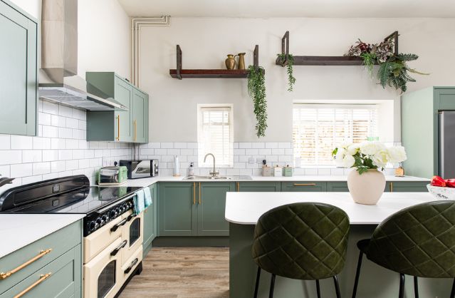 Bath accommodation