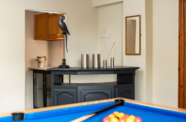 Bath accommodation