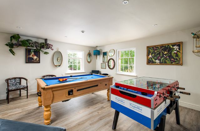 Bath accommodation