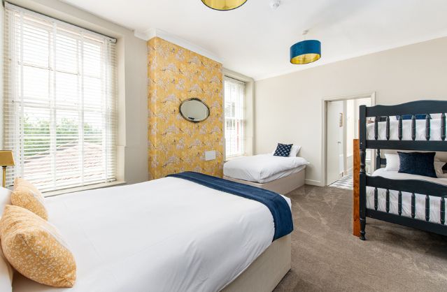 Bath accommodation
