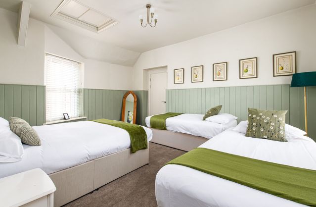 Bath accommodation