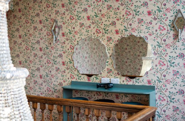 Bath accommodation