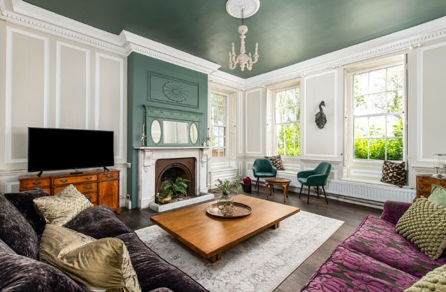 Bath accommodation