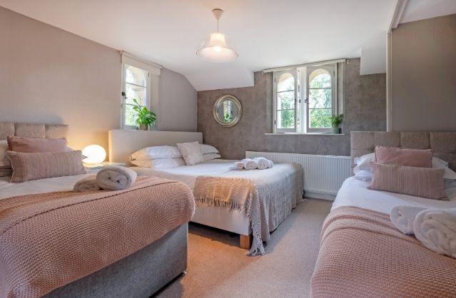 Bath accommodation