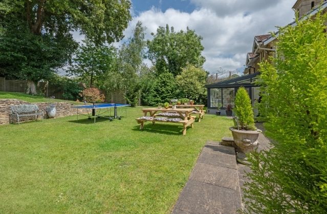 Bath accommodation