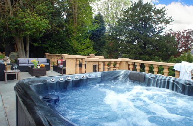 Bath accommodation
