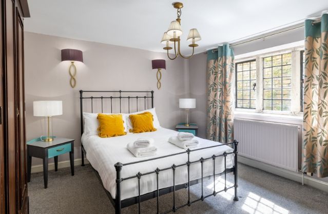 Bath accommodation