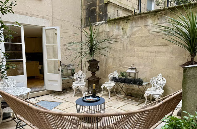 Bath accommodation