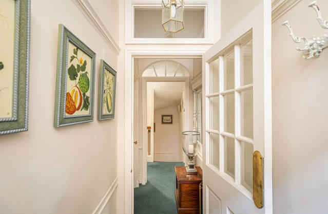 Bath accommodation