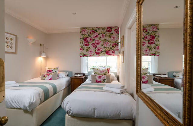 Bath accommodation