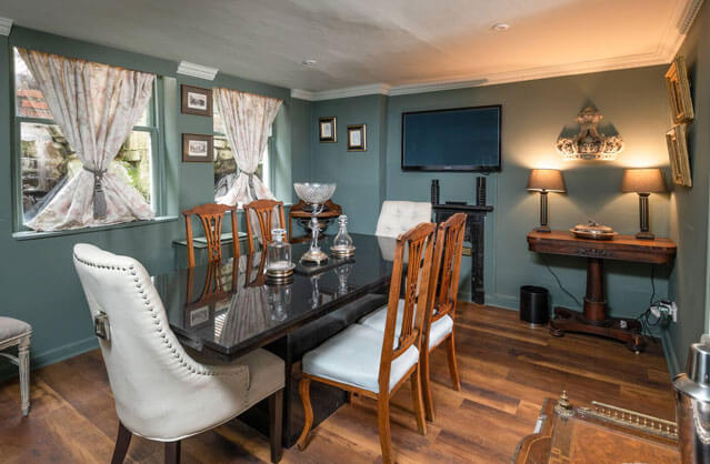 Bath accommodation