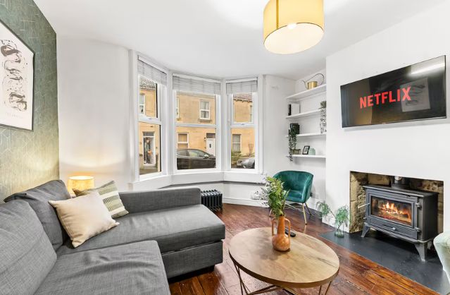 Bath accommodation