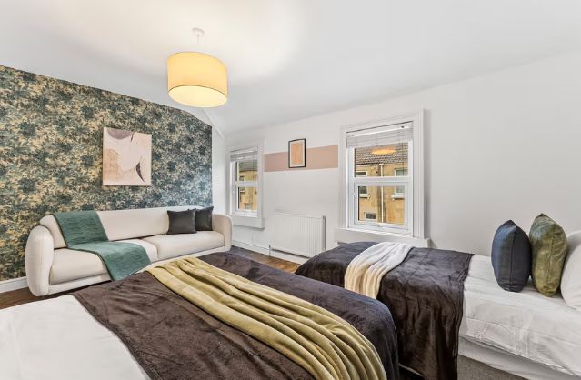 Bath accommodation